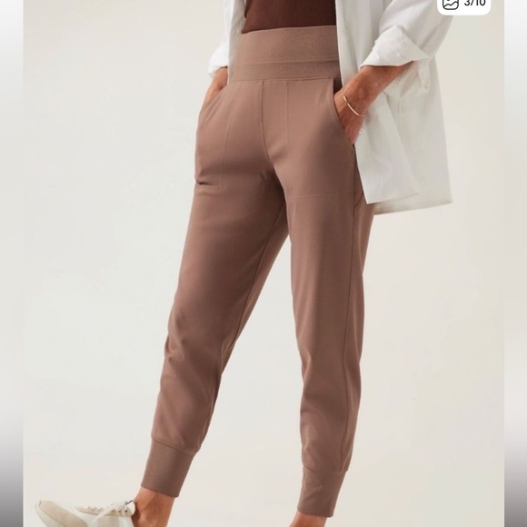 Athleta Women’s Venice Mid Rise Beige Brown Neutral Casual Travel Joggers Pants - Picture 1 of 8